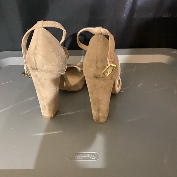 Tan chunky heel - Picture 2 of 3